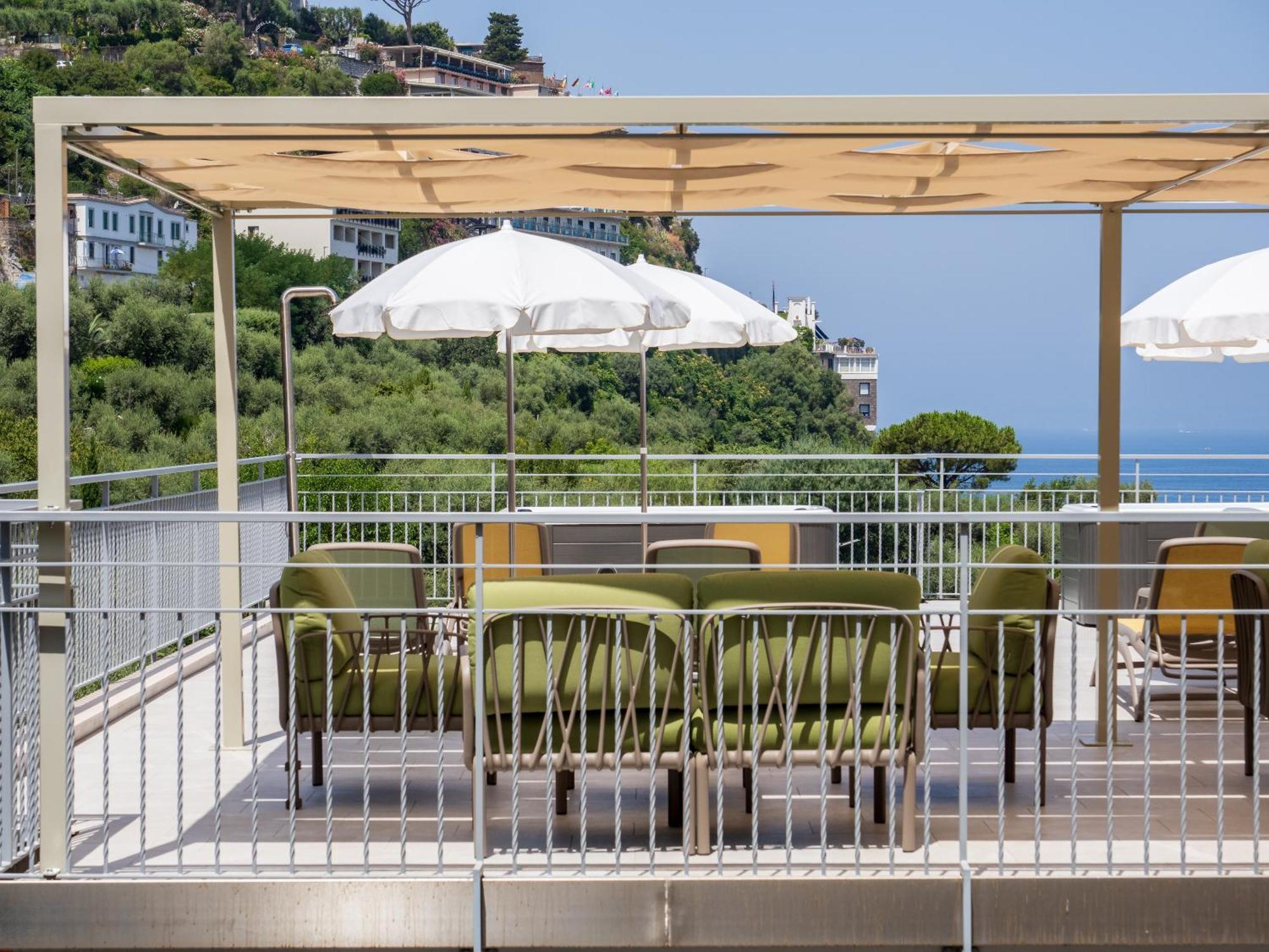 Futura Smart Flat - De Vivo Realty Sorrento Lägenhet Exteriör bild